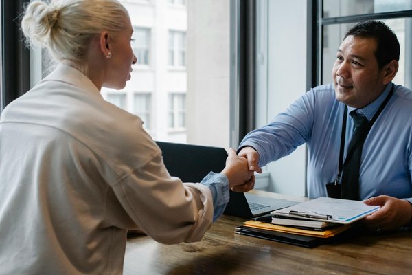 Chèque Cadeau CSE : Où l'Utiliser ? Liste Enseignes